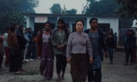 Photo du film LES ÉLÉPHANTS DANS LA BRUME de Abinash Bikram Shah