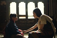 Photo du film LE MOINE ET LE FUSIL de Pawo Choyning Dorji